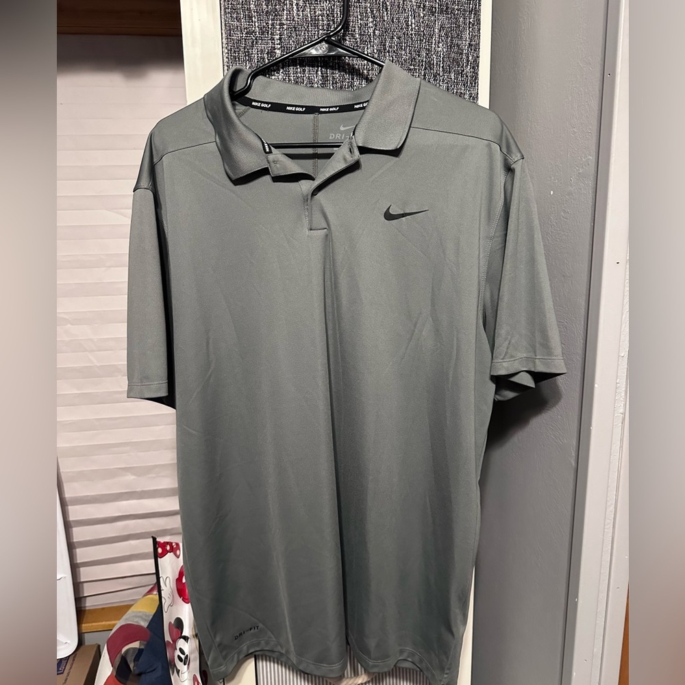Men’s Nike Drifit Polo